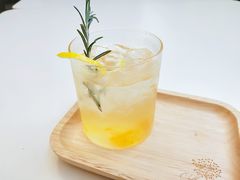 鸡尾酒-花苑里咖啡(威远店)