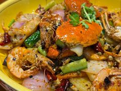 -休记光头香辣蟹干锅(绵竹店)