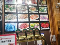 -老东镇啤酒屋海鲜加工·蒸汽海鲜·海鲜烧烤(台东店)