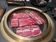 -铭牛烧肉·和牛海鲜自助(高新月牙湖店)
