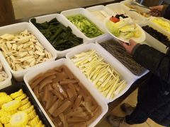 -香园自助小火锅