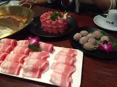 -重庆爽翻天老火锅(临平万达广场店)