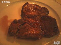 煎牛扒-广州花园酒店-凌璇阁360度高空海鲜自助餐CAROUSEL