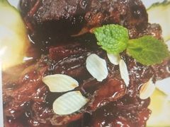 -河畔春天时尚餐厅