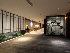 -AI住未来酒店(西安钟鼓楼五路口地铁站店)
