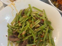 -汗腾格里·风味餐厅(新疆驻京办店)