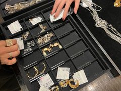-CHANEL(恒隆广场店)