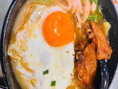 冬阴功鸡翼猪润米线-华嫂冰室(尖沙咀店)