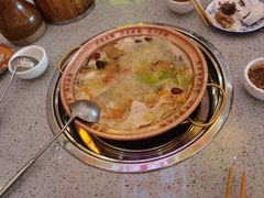 -阿婆情腊排骨火锅(金虹路店)