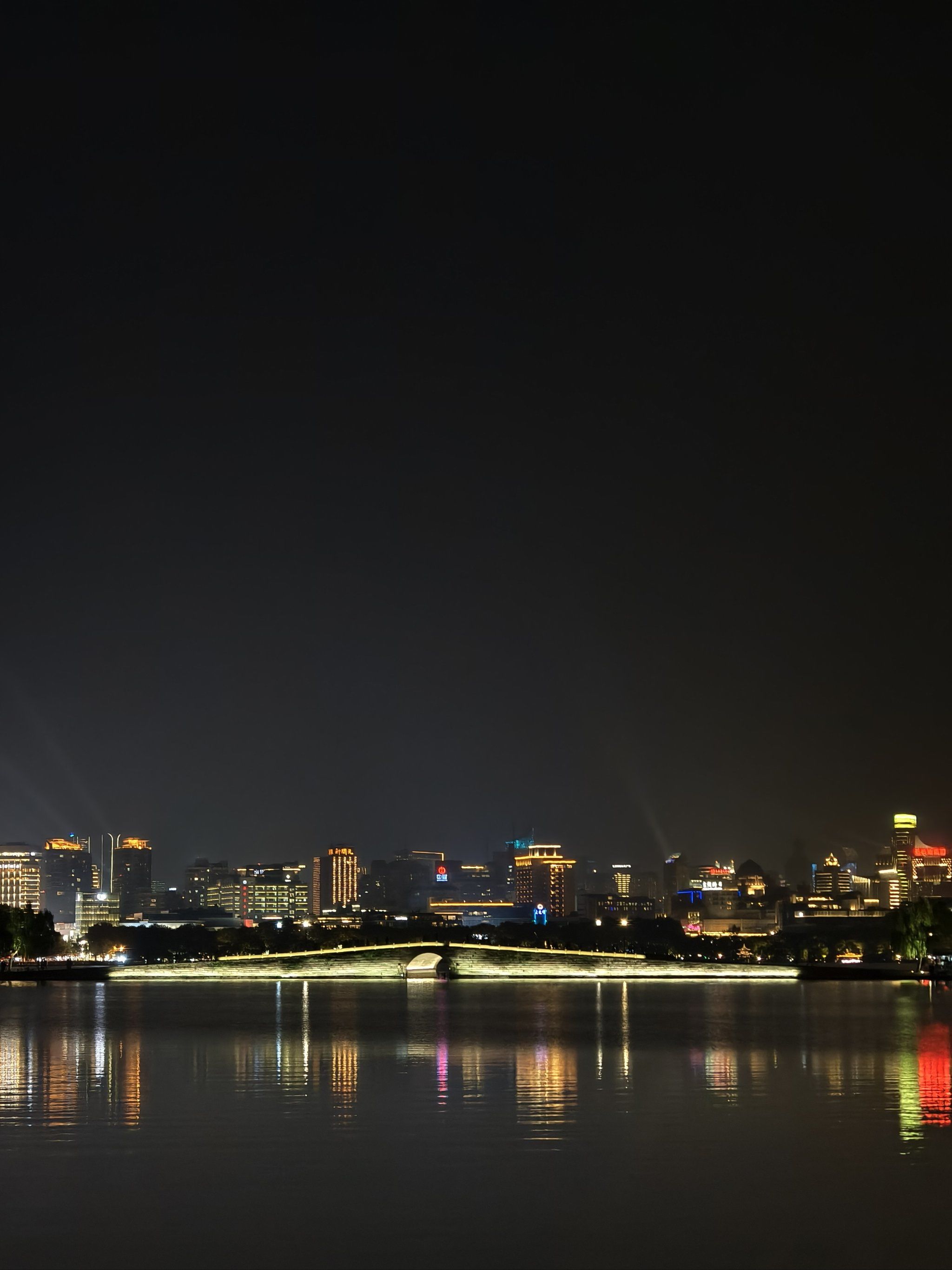 西湖夜景|锦带桥的三个视角