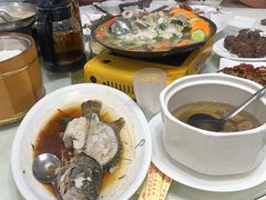 -一品美食城(石碣序伦小学店)