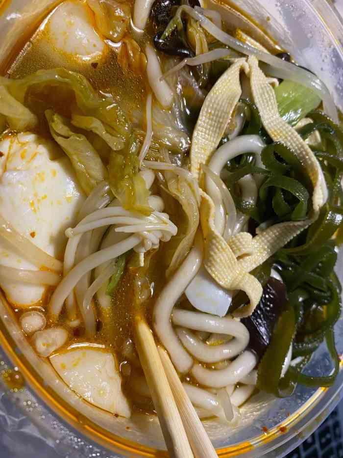 姐弟俩土豆粉·宽面-"就餐环境还是很不错的,很干净!老板人也很.