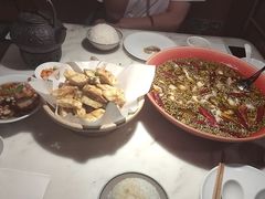 -初蓉丨遇见新川菜(亲贤街荣耀店)