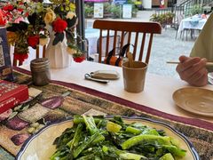 -刘姐啤酒鱼民族演艺餐厅(西街总店)