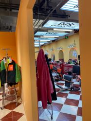 -Devilhands Barbershop男士理容店