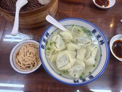-聚笼鲜美食(凤凰街店)