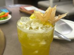 -锅飘飘·东北铁锅炖(雨花客厅店)