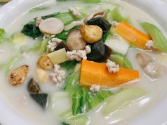 -一品美食城(石碣序伦小学店)