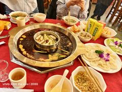 -山城年华老火锅(玉林店)