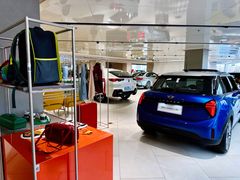 -北京盈之宝宝马&MINI4S店(望京店)