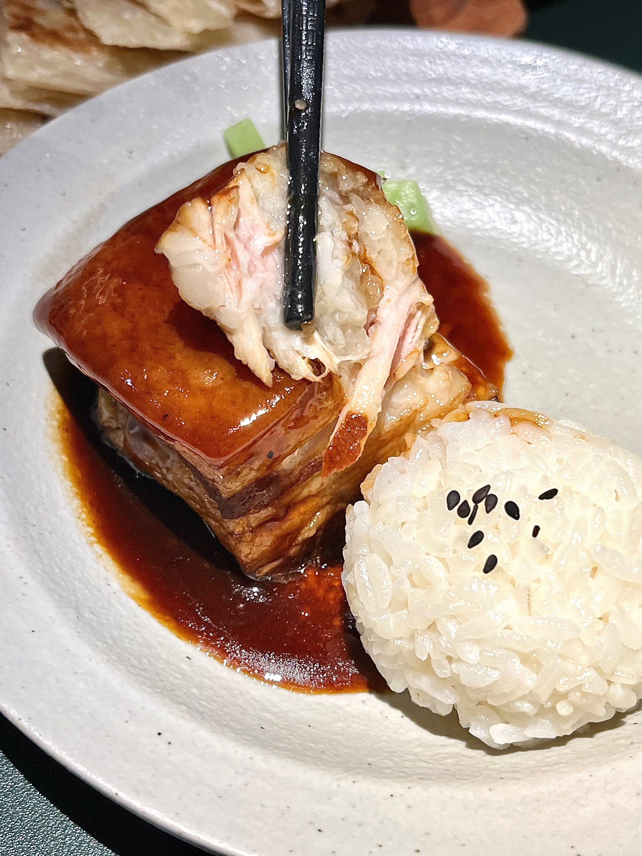 谁懂啊,这家的东坡肉真的一绝!