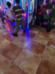 -开心巴士(恒一广场店)