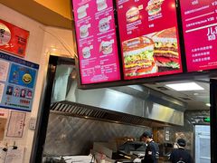 -The Habit Burger Grill 哈比特汉堡(复兴soho店)