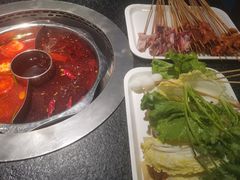 -佰人王串串香火锅(洋珠巷店)