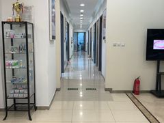 -瑞尔齿科(颐堤港诊所)