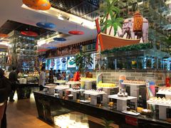 自助取餐区-三英温泉度假酒店-自助餐厅