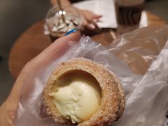 榴莲卷卷-星巴克(宝山万达店)