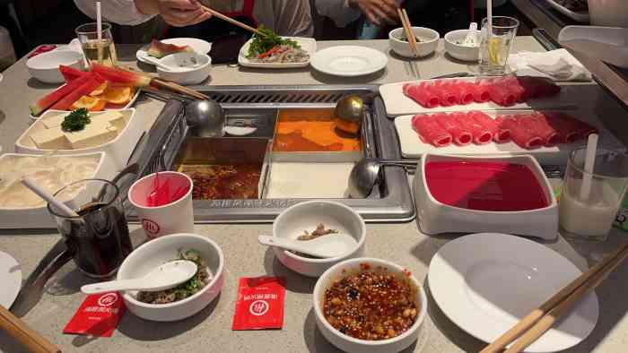 海底捞火锅(观澜湖新城店)-"这里环境很不错,这次不用排队,就直接吃上