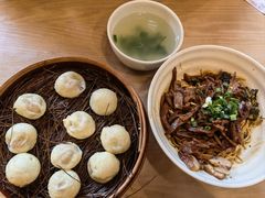 -佬钱湾仔(衣裳街店)