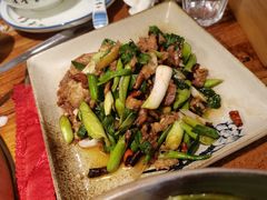 宣威小炒肉-滇香肴·云南菜蒸汽石锅鱼(云南北路店)