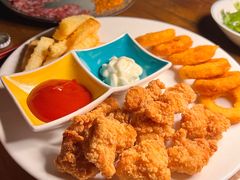 -三两三民谣咖啡清吧