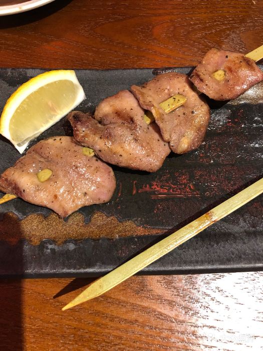 小铁君串烧居酒屋(田尚坊店)牛舌串图片