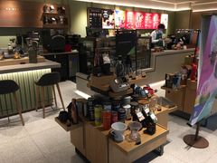零售区-星巴克臻选(上海中环广场2F店)
