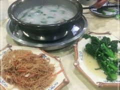 -标记美食新鲜猪杂(兴南大道店)