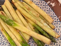 芦笋配菜-Cocotte Farm Roast & Winery