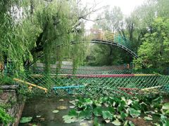 -雪山彩虹谷景区