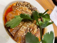 -临界音乐酒馆·小龙虾·江湖菜(华熙LIVE·鱼洞店)