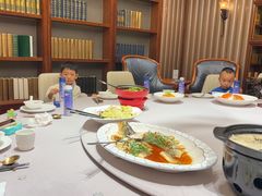 -梦都海鲜酒家(万达广场江桥店)