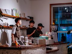 -Line 咖啡(石厦花园店)