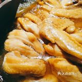 这是一家开了有10多年的老店了，现在换了新的地方