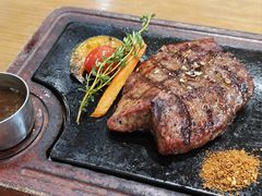 -西语炭烧牛排·西厨(石龙店)