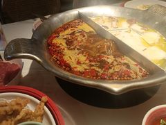 -九鼎轩脆毛肚火锅(三钢里店)