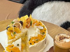 -山与蓝蛋糕(勒泰店)