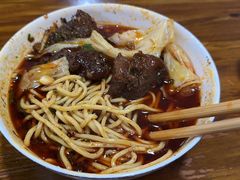 极品牛肉面-蒋六十八梯眼镜面(狮子坪店)
