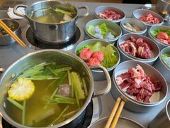 -晓沸牛肉海鲜小火锅(白湖亭万达广场店)