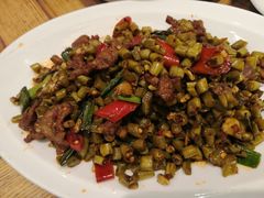 酸炒孜然牛肉-眼镜味道(德才店)